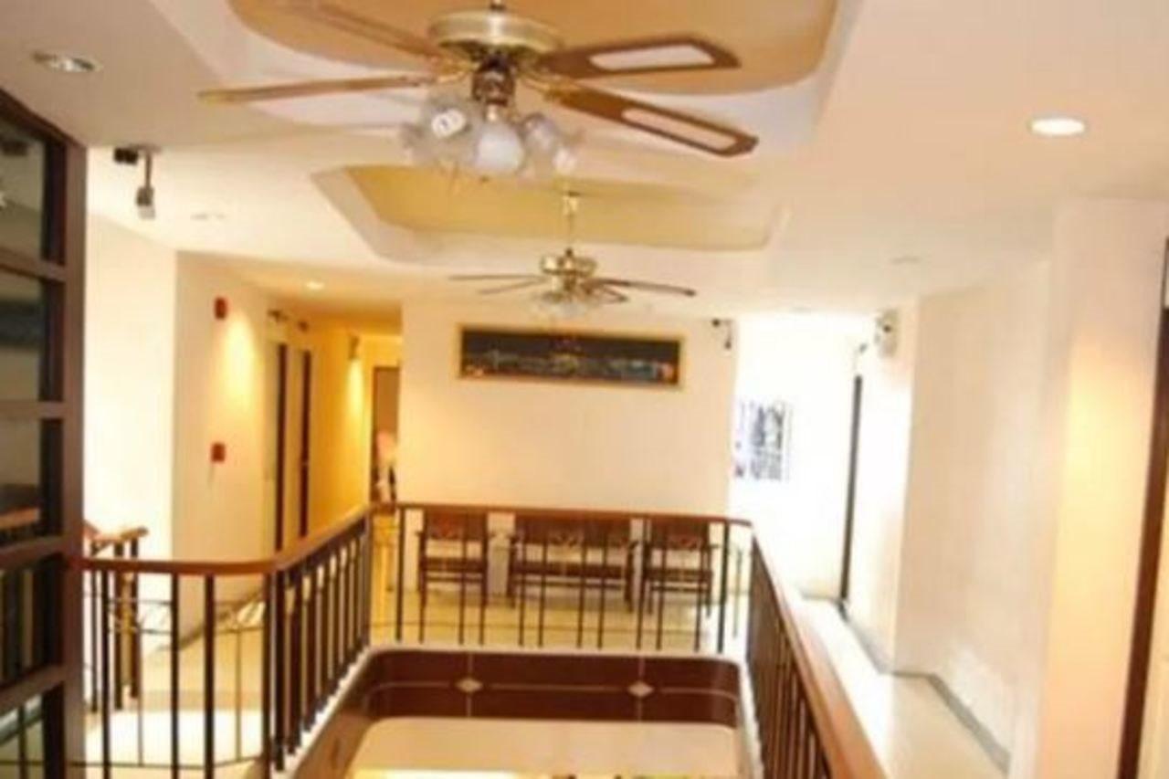 Rambuttri House Hotel Bangkok Buitenkant foto