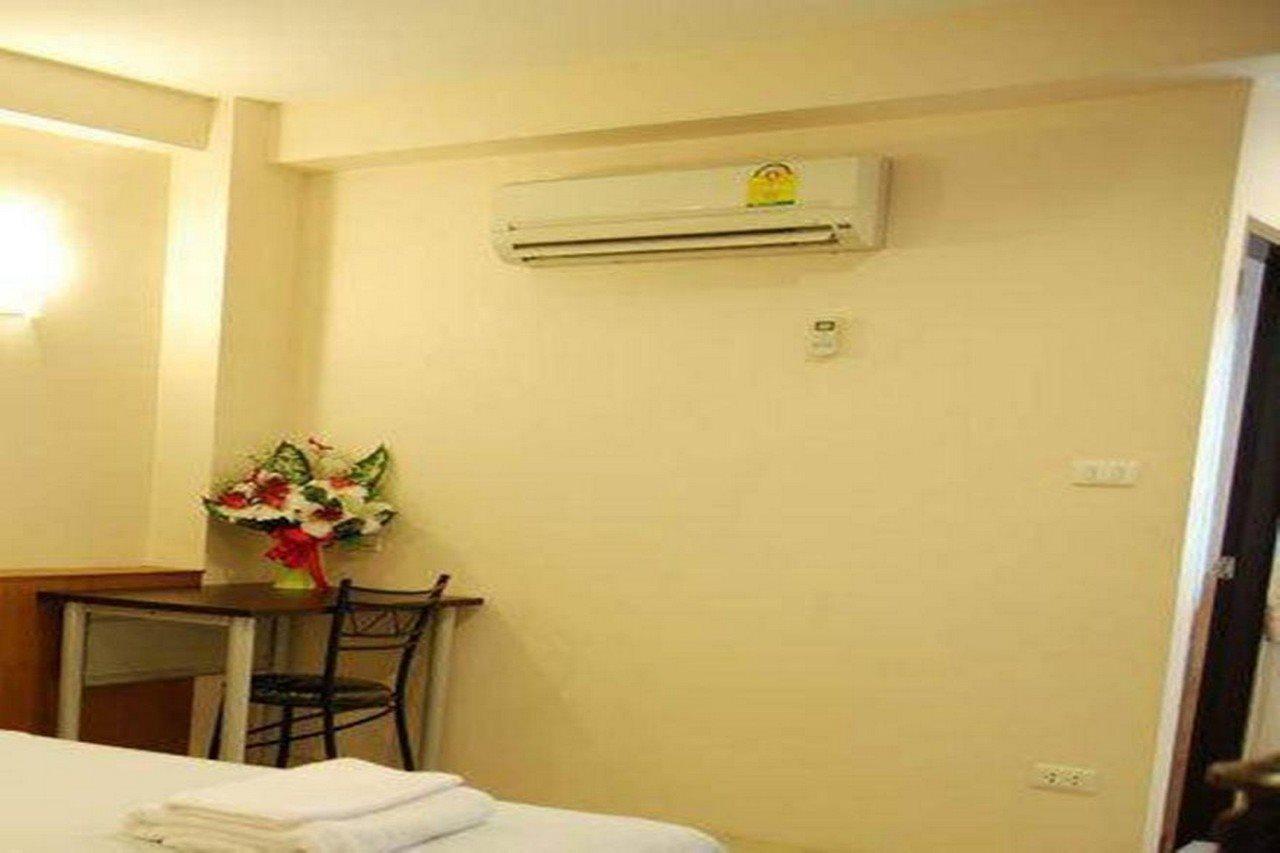Rambuttri House Hotel Bangkok Buitenkant foto